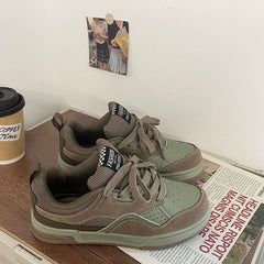 Schicke Skateschuhe mit Kontrastfarben-Design