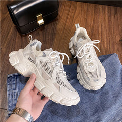 Atmungsaktive, leichte Sneakers aus Mesh-Patchwork