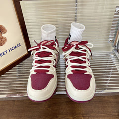 Zapatillas de skate con parche de estrella rosa