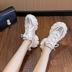Atmungsaktive, leichte Sneakers aus Mesh-Patchwork
