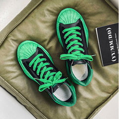 Skateschuhe mit aufgelöster Sohle