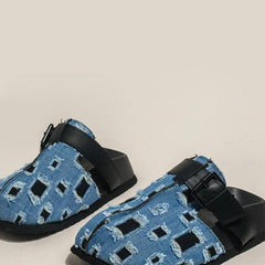 Stilvolle Hausschuhe mit Denim-Nähten