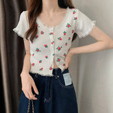 Top corto con estampado floral