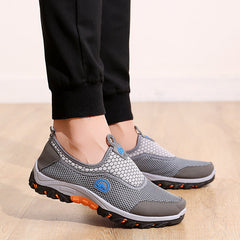 Charmante, anmutige, coole, glamouröse Herren-Sportschuhe