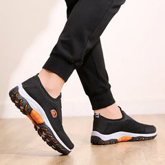 Charmante, anmutige, coole, glamouröse Herren-Sportschuhe