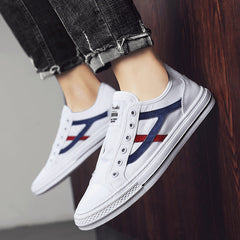 Zapatos deportivos blancos ligeros sin cordones, modernos y casuales para hombre
