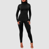 Hochgeschlossene, figurbetonte Jumpsuits