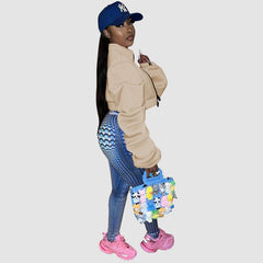 Chaqueta corta con mangas plisadas