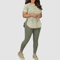 Sport-Set aus T-Shirt und Leggings mit Batikmuster