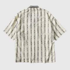 Gestreiftes Hemd im Kimono-Stil