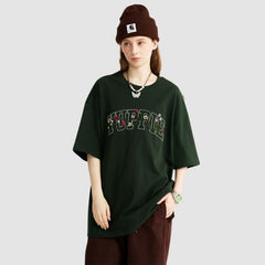 Camiseta con diseño bordado de flores