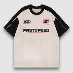 Camiseta estilo carrera en contraste