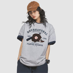 T-Shirt mit Handtuch-Stickerei und Baseball-Muster