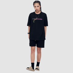 Camiseta estampada con letras degradadas