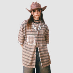 Gestreifte Hemden mit Taschenaufnäher