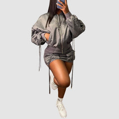 Conjunto de chaqueta de tiras pesada y minifalda