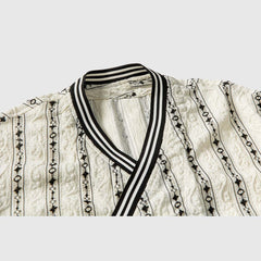 Gestreiftes Hemd im Kimono-Stil