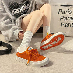 Einfarbige, lässige Canvas-Schuhe