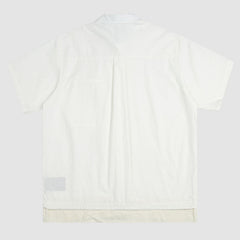 Einfarbige Hemden mit Kordelzug am Saum