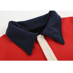 Sudadera con cuello y bloques de color con letras bordadas