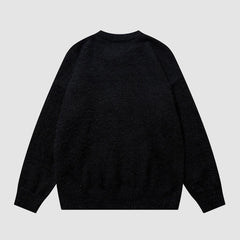 Flauschiger Pullover mit schüchternem Hundemuster