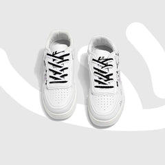 Verspielte Kuh-Sneaker