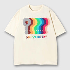Camiseta con preguntas coloridas