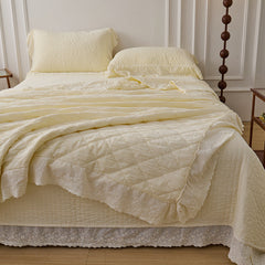 Ellie Lace Ruffle Quilted Bedding Set - Yellow