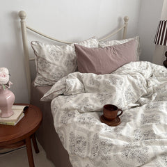 Hannah Vintage Floral Braids Cotton Bedding Set - White