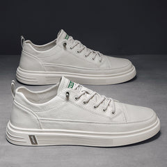 Zapatillas deportivas blancas de moda para hombre, de primavera y estilo salvaje.