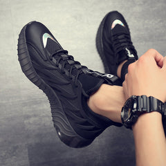 Atmungsaktive Mesh-Sneakers aus Eisseide für Herren mit dicker Sohle