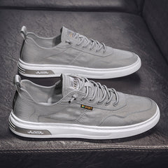 Herrensneaker aus Seideneistuch im koreanischen Stil