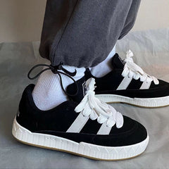 Style Retro Couple Bread Black Trendy Sneakers