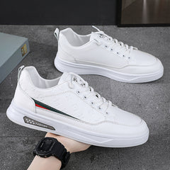 Attraktive, lässige Herrenschuhe für den Frühling, leicht, bequem