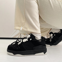 Zapatillas negras de suela gruesa de moda para hombre para primavera