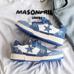 Zapatillas deportivas modernas con estampado de estrellas de mezclilla lavada para hombre
