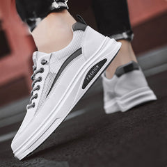 Weiße atmungsaktive trendige Mesh-Sneakers für Herren