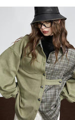 Blazer irregular con costuras a cuadros