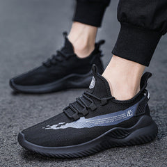 Herren Sommer Flying Woven Atmungsaktive koreanische Sneakers