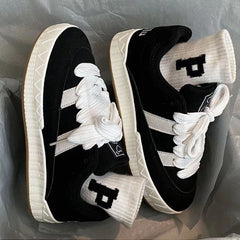 Style Retro Couple Bread Black Trendy Sneakers