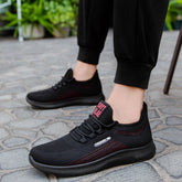Men's Old Beijing Cloth Breathable Flying Woven Sneakers
