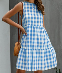 Vestido a cuadros con vuelo