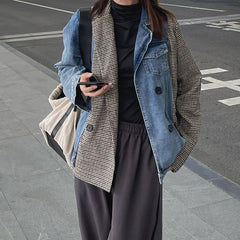 Blazer de mezclilla con empalmes irregulares