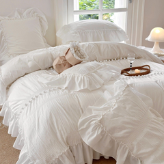 Bubble Washed Cotton Ruffle Bedding Set - White