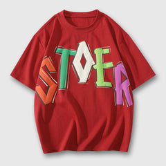 Camiseta gráfica con letras coloridas