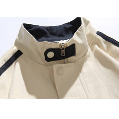 Jacke mit Farbblockärmeln und Bergstickerei