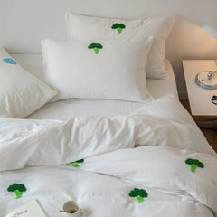 Double Layered Embroidered White Bedding Set - Broccoli