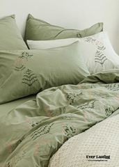 Embroidered Bedding Set - Green