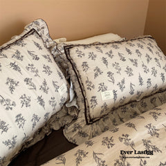 Evelina Baroque Vintage Floral Bedding Set