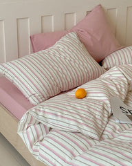 Parker Minimalist Striped Bedding Set - Pink